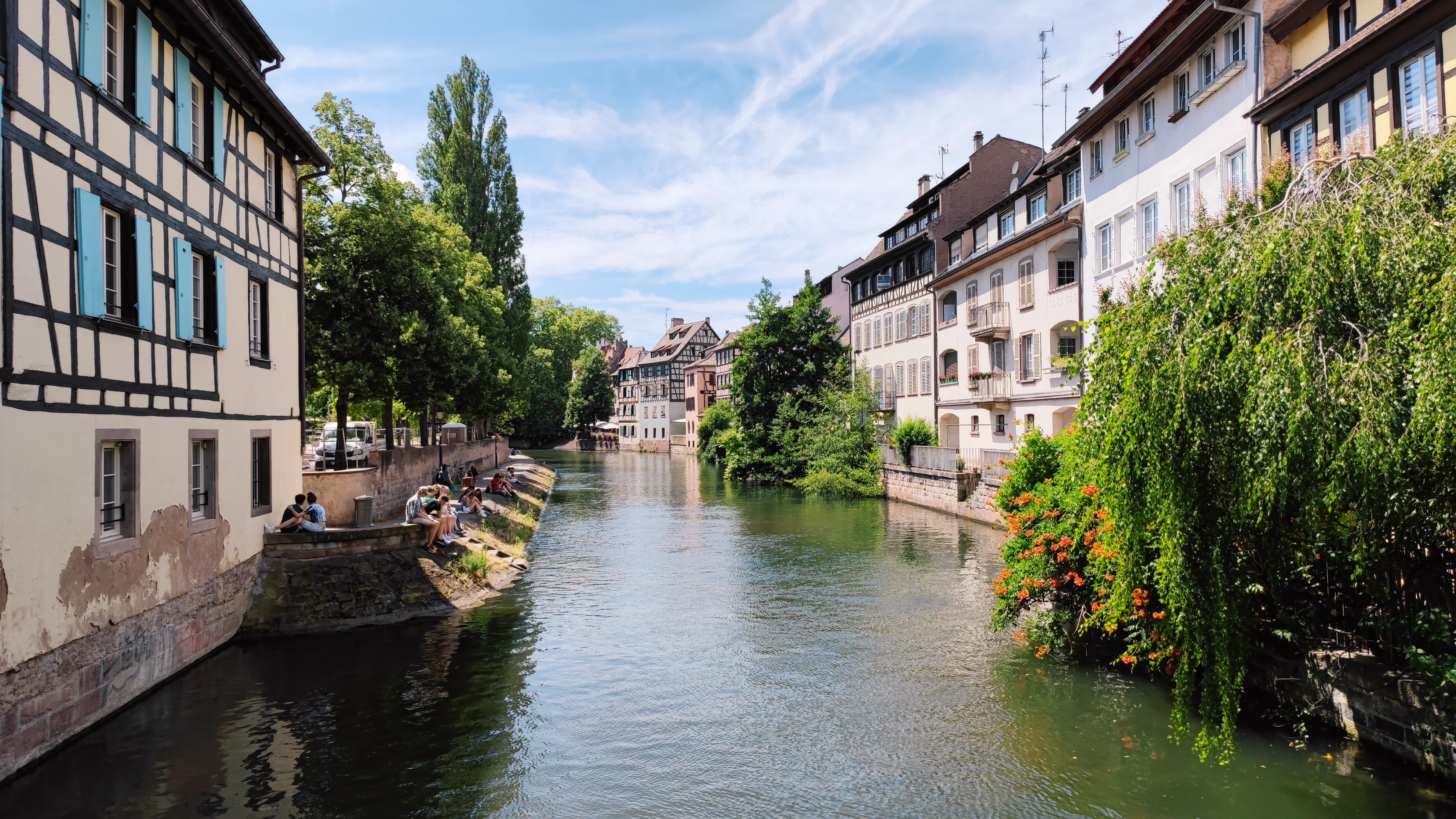 Canal in between traditional buildings.