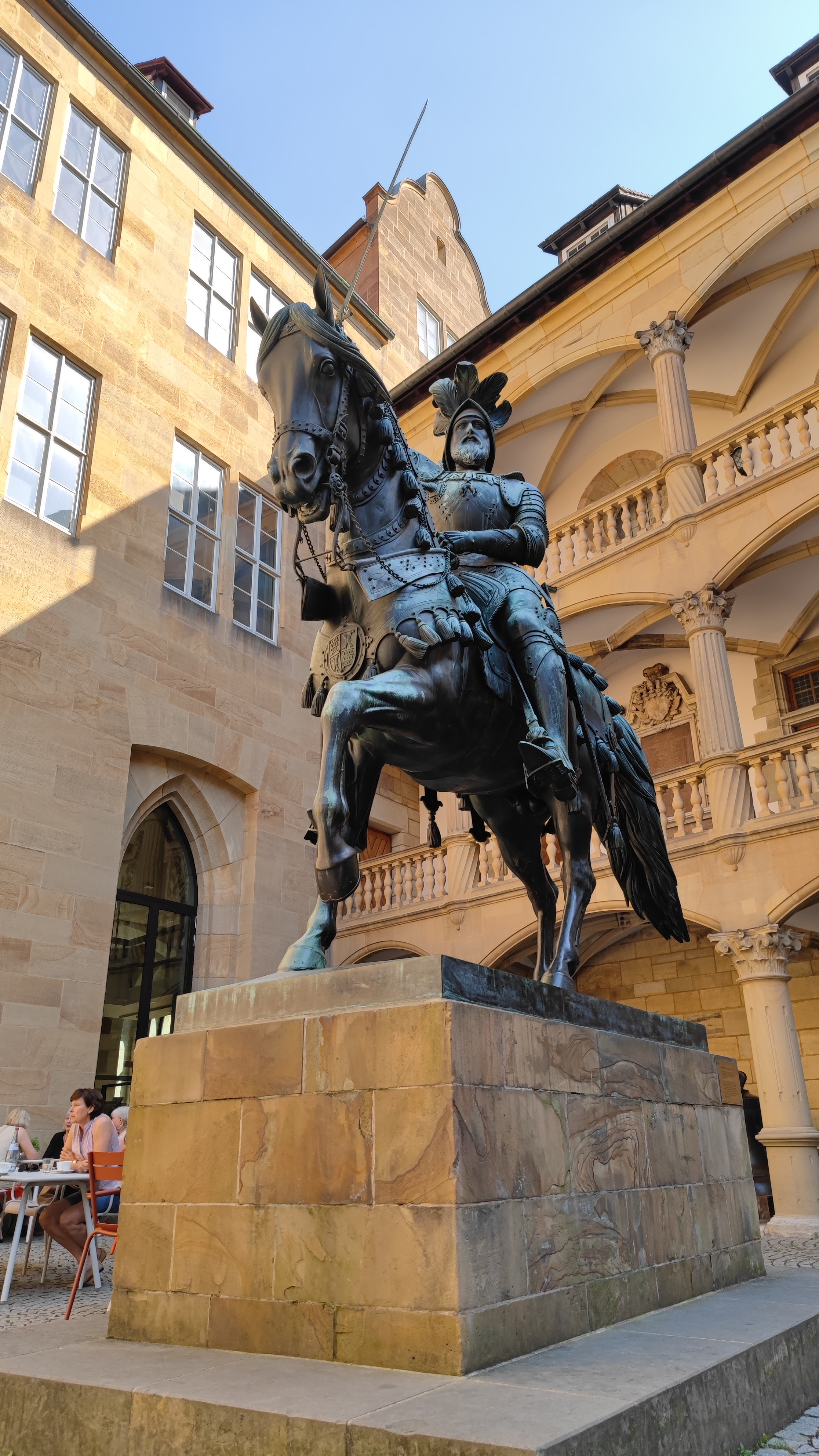 Horse statue.
